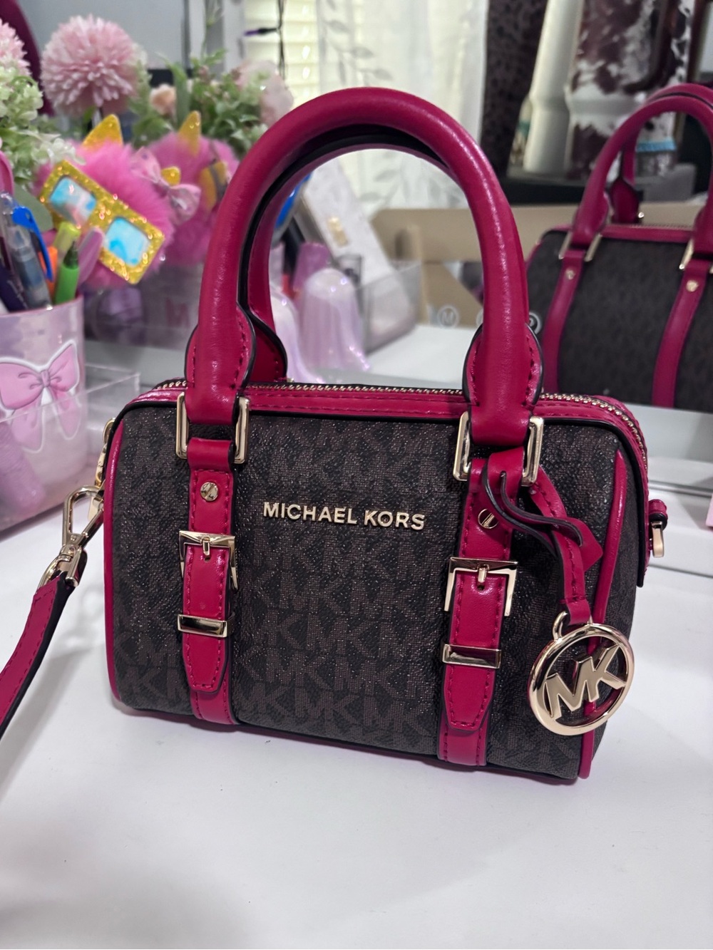 MICHAEL KORS Pink Trim Signature Satchel